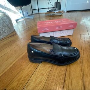 Black woman’s lofers